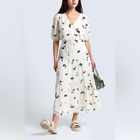 NWT Ralph Lauren Floral Crinkled Georgette Dress in Cream - Picture 1 of 14